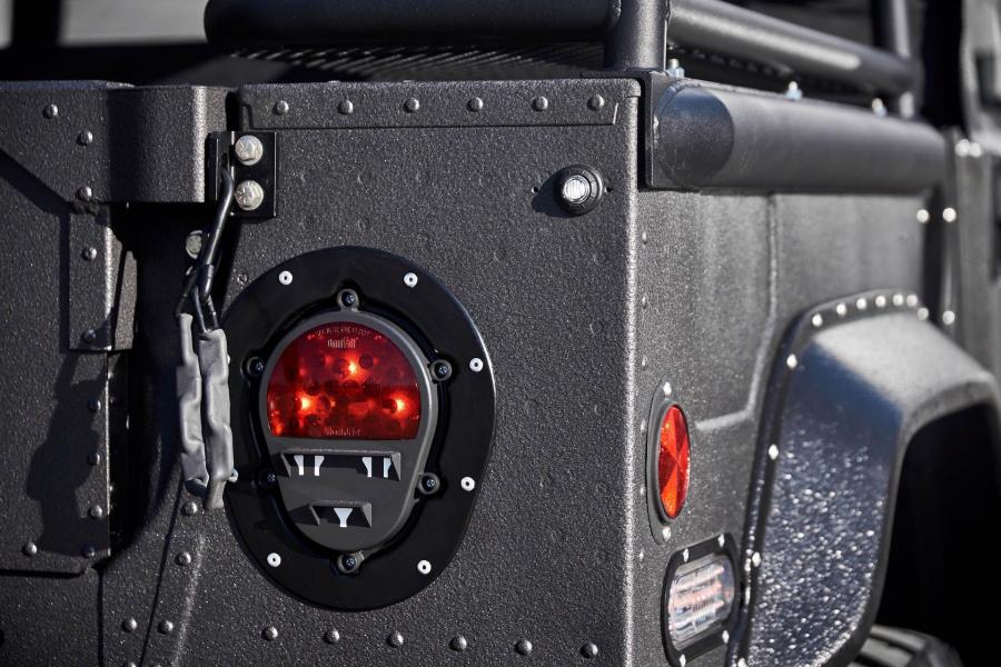 Детали экстерьера Hummer H1 Launch Edition by Mil-Spec Automotive 2018 года  (фото 10 из 21)